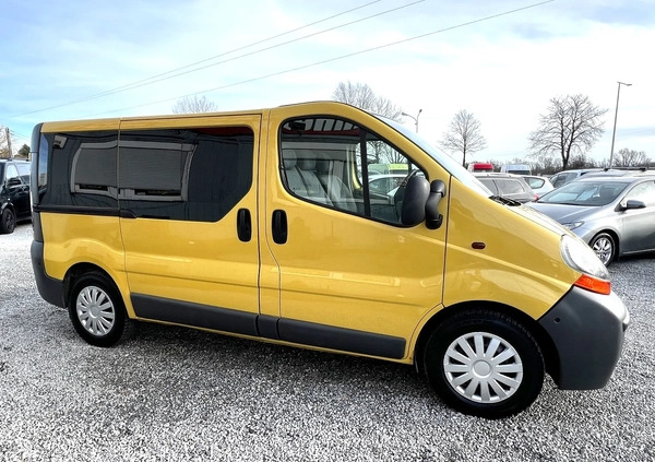 Renault Trafic cena 31800 przebieg: 259000, rok produkcji 2006 z Chmielnik małe 172